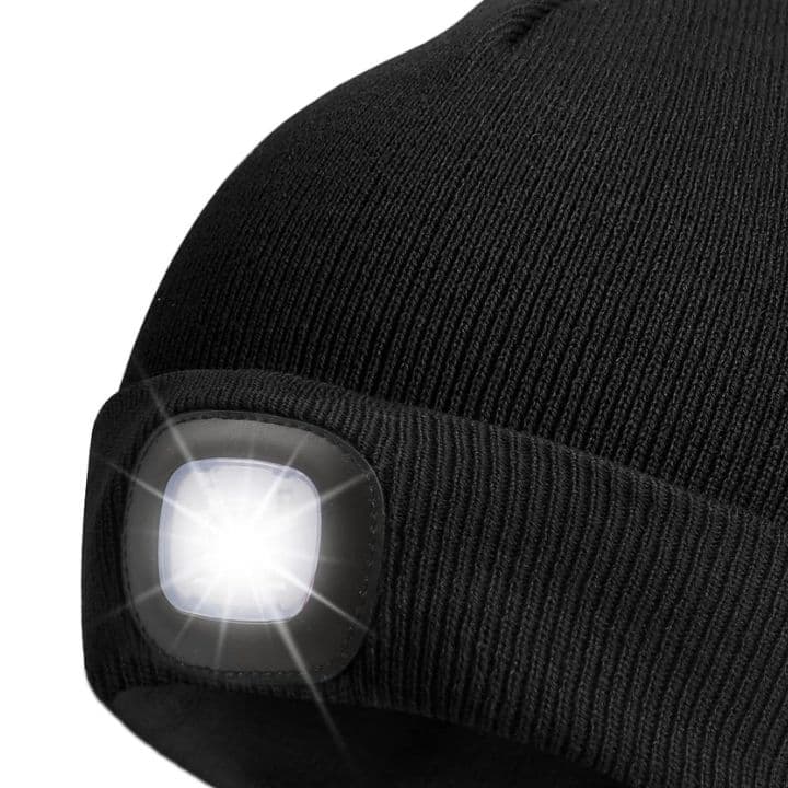 Ax1_tds0469a_Czapka Led USB Black